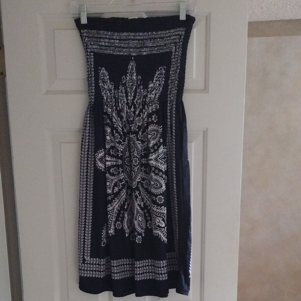 Black and White Paisley Strapless Dress